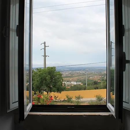 Casa Do Avo In Montejunto منزل ريفي *