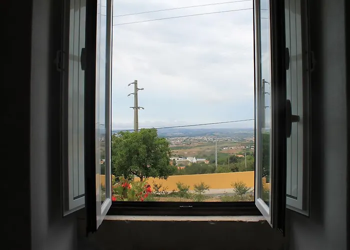 Casa Do Avo In Montejunto Εξοχικό σπίτι *