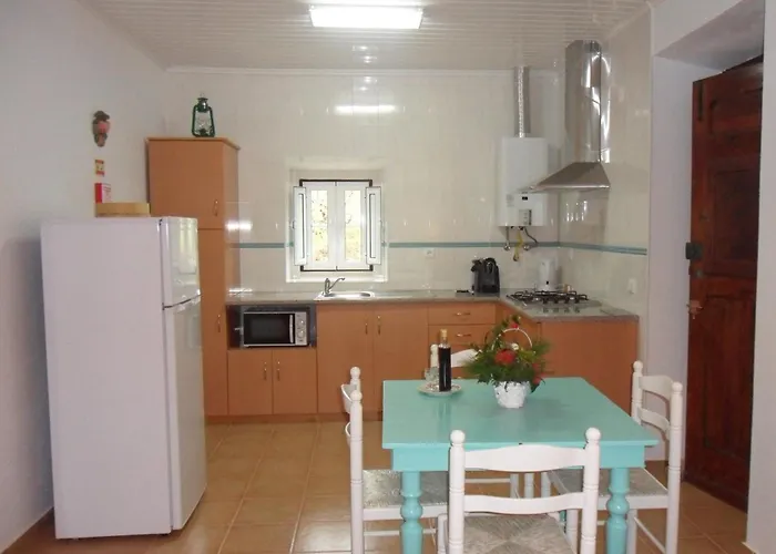 Casa Do Avô In Montejunto *