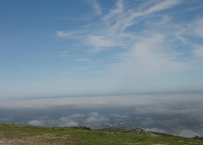 Casa Do Avô In Montejunto Casa de Campo