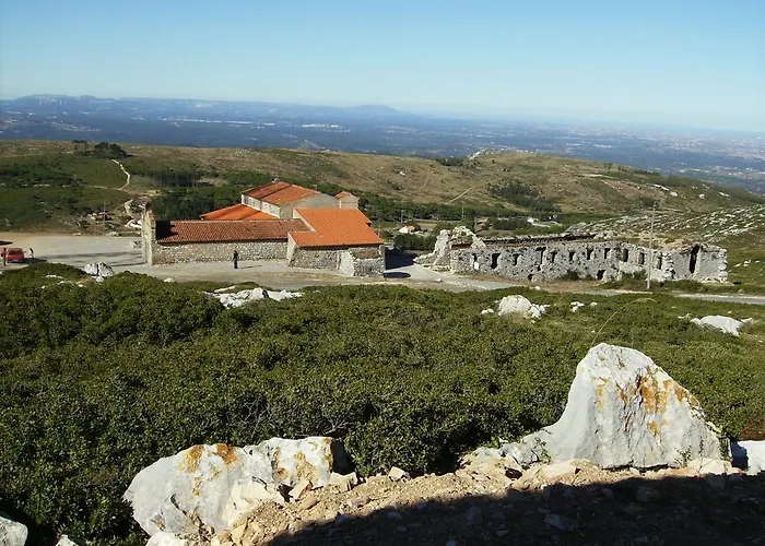 Casa Do Avô In Montejunto Séjour à la campagne